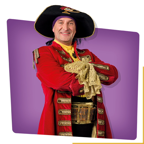 Schip ahoy Piraten! Als die krachtige kreet weerklinkt, dan weet je dat Piet Piraat zijn Scheve Schuit is aangemeerd. Want na een reis vol dolle avonturen op de zeven zeeën komt hij graag aan wal voor een spetterend piratenoptreden. En reken maar dat al die kleine zeepiraten daar ontzettend vrolijk van worden. Hijs de zeilen, want het zal stormen in het publiek!